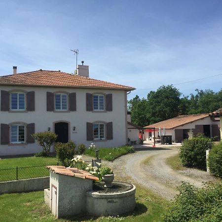 L'Intemporelle Ozourt Luaran gambar